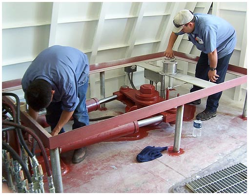 Marine Hydraulic Maintenance and Repair by Custom Hydraulic Components, Inc. - Harvey, LA