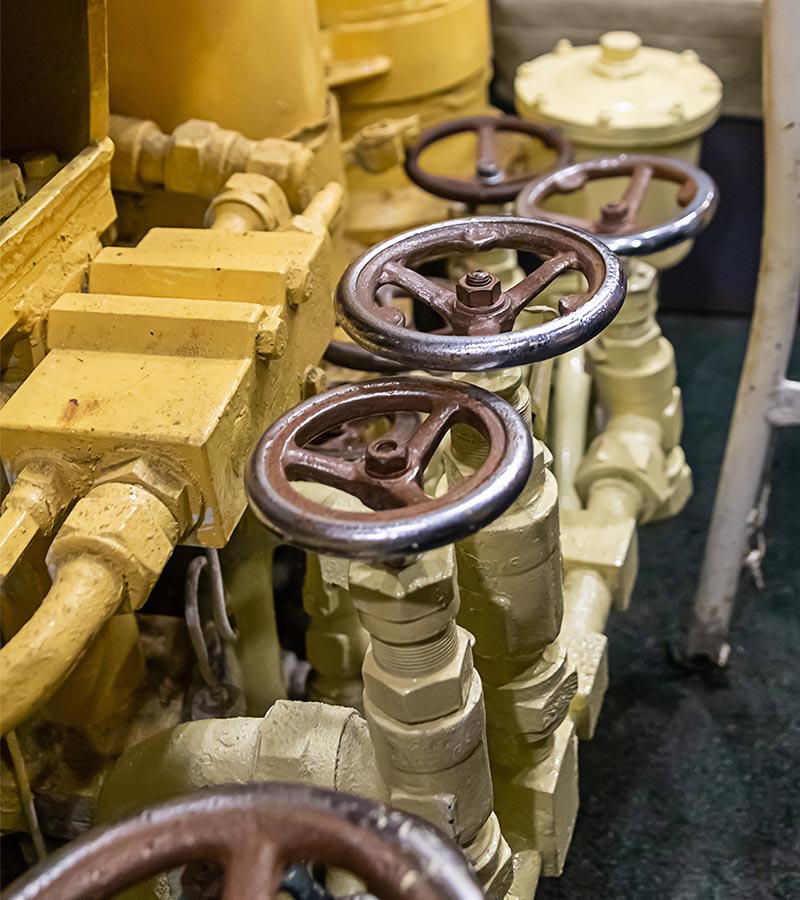 Marine hydraulic steering components made by Custom Hydraulic Components, Inc. - Harvey, LA